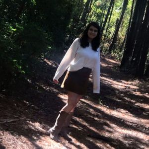 Meet your Posher, Kelly